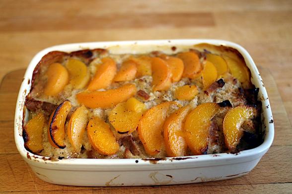 Bread pudding with peaches, cooked and ready to eat.