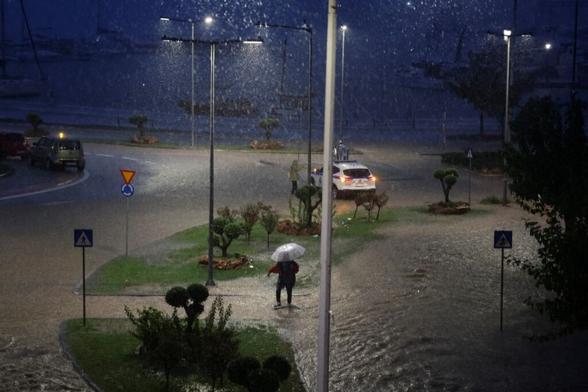 Three Days Of Storms To Hit Greece, Attica On High Alert