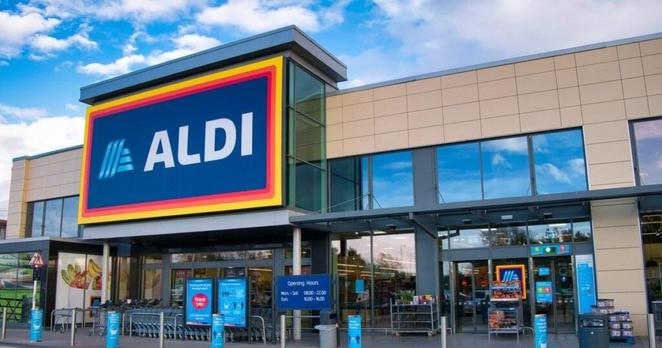 Full list of supermarket opening times on Easter Monday including Tesco, Aldi and Morrisons | News UK