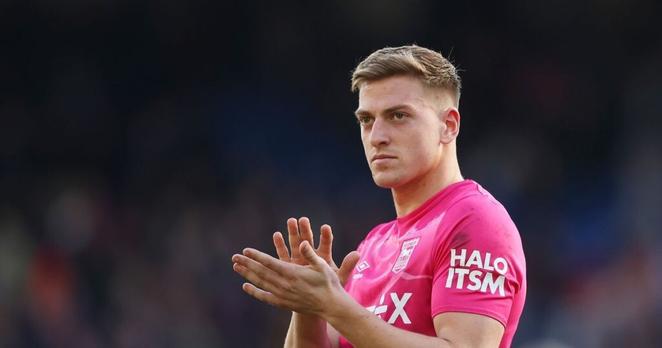 Manchester United transfer target Liam Delap's future takes new twist after Kieran McKenna reveal