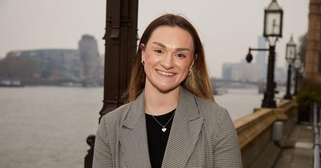 'Aged 23 with no health issues...if I can suffer a stroke anyone can.' | UK | News