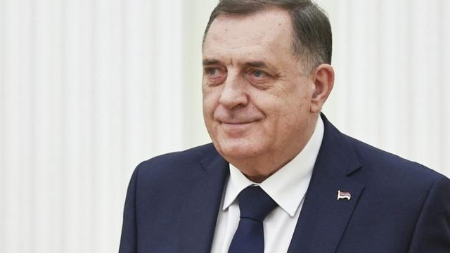 Tensions rise in Bosnia after reports of failed arrest attempt of Serb separatist leader