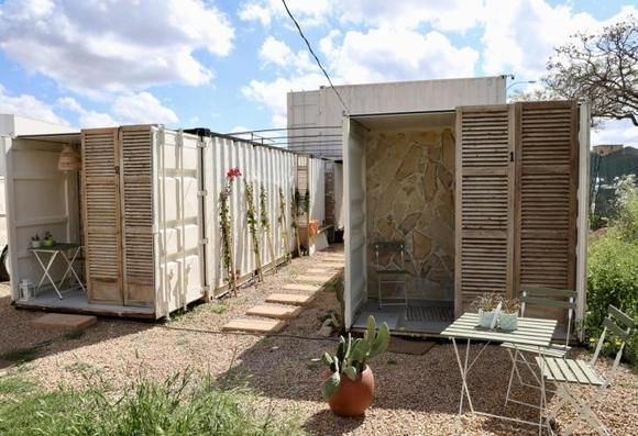 A container home in Mallorca for as little as 16,000 euros. But land is needed.