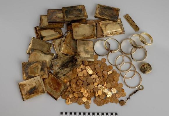 Gold treasure worth 340 thousand dollars discover in mountains of Czech Republic
