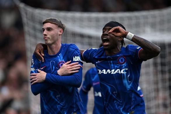 Palmer ends long goal drought as Chelsea beat champions Liverpool - London Evening Standard