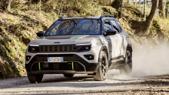 Jeep® Avenger Tops Italy’s SUV Charts for 2025