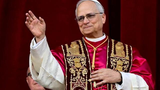 Is Pope Leo XIV a Cubs or White Sox fan? Brother reveals his team