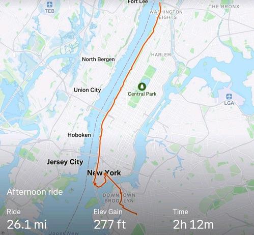 Map of NYC area showing a bike route from Brooklyn into Manhattan: +26 miles in 2.25hrs