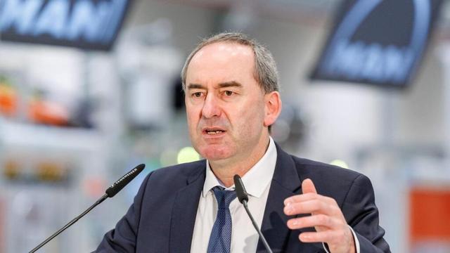 US-Zölle: Aiwanger für schnelle Zoll-Verhandlungen der EU mit USA