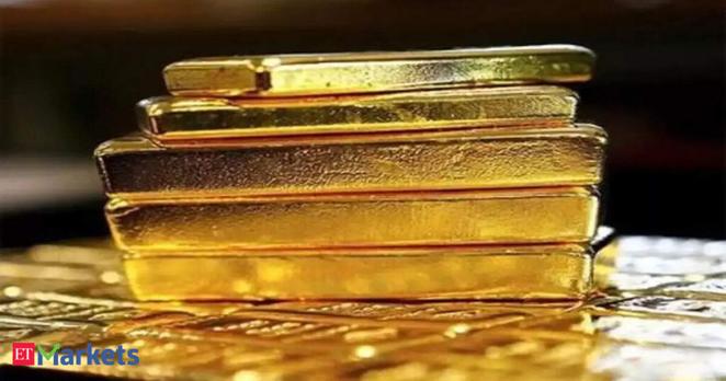 Gold falls as easing Sino-US trade woes dulls safe-haven appeal