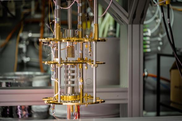 A close-up of a quantum computer used in quantum experiments, where temperatures near absolute zero are required to isolate delicate quantum effects. These precision-engineered instruments are crucial for studying how diamond-based qubits behave and communicate.