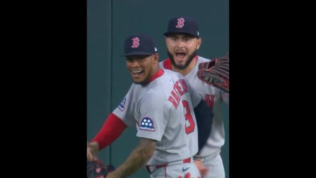 ABSURD Circus Catch By Red Sox Outfielders For Home Run Robbery | #shorts #mlb #redsox #baseball