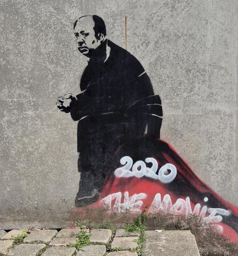 Streetart von NEAL in der Hafencity: Bild von Alfred Hitchcock