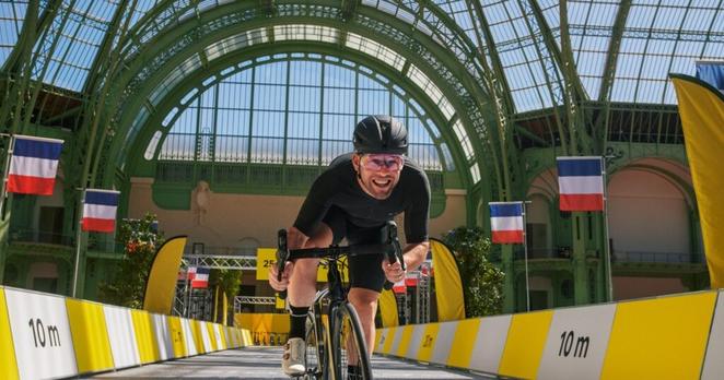 Airbnb devient partenaire du Tour de France pour faire rayonner les régions