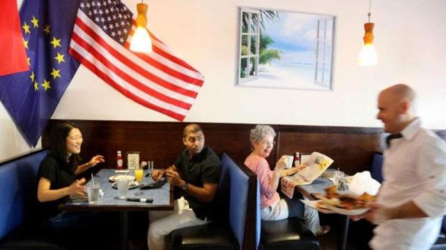 French cafe Flying With Jerome soars at breakfast, lunchtime
