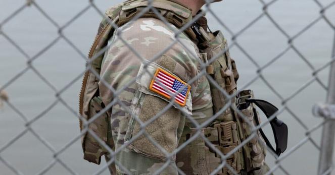 米陸軍、トランスジェンダー兵士の記録を出生時性別へ　除隊へ追い詰め | ロイター