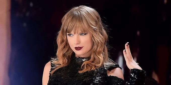 Why Taylor Swift fans think 'Reputation (TV)' will be announced at AMAs