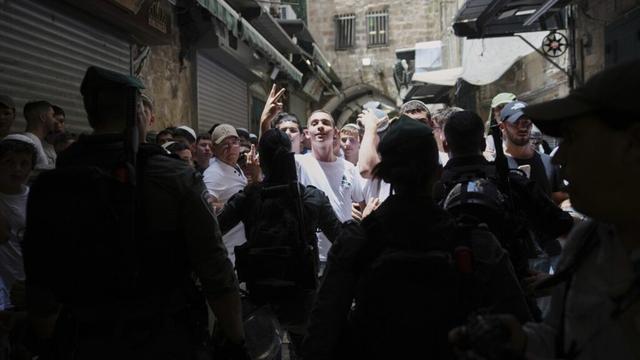 Chanting 'Death to Arabs,' Israeli nationalists gather for annual march in Jerusalem