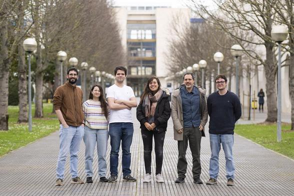 “Volumetric Screens”, a research project of the Public University of Navarre
How to interact with 3D graphics as if we were looking at a 3D computer or mobile screen.