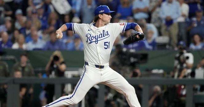 Game 56: Reds at Royals (7:40 PM ET) - Singer vs. Lynch