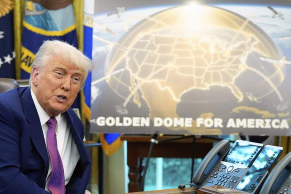 Trump Meets with Officials in Oval Office