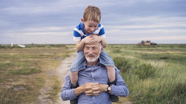 Surge in grandparents boosting pension by up to £6,600 with little-known scheme