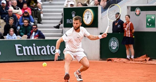 en vidéo, le coup de génie de Corentin Moutet qui a fait sourire Novak Djokovic