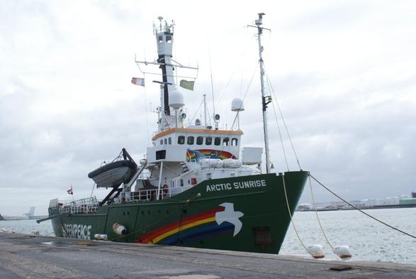 UNOC : l’Arctic Sunrise de Greenpeace privé de parade inaugurale à Nice