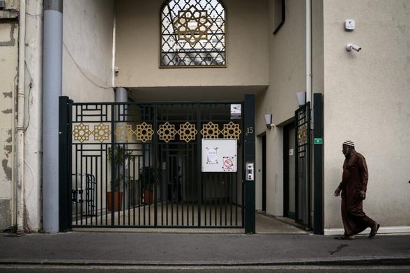Un Coran brûlé dans une mosquée près de Lyon, l'auteur recherché