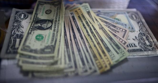 メキシコへの送金額、4月は12年7カ月ぶりの大幅減＝中銀 | ロイター