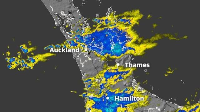 Weather: Aucklanders waking up to thunder after intense rain overnight