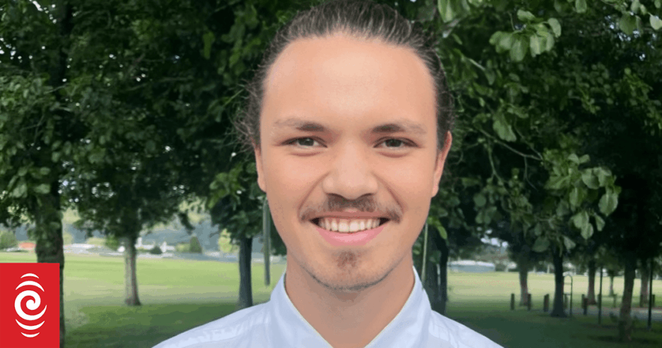 Ngāpuhi rangatahi Darius Martin-Baker is working with scientists at Callaghan Innovation to explore the health benefits of kūmara vines - the leafy part of the plant usually discarded during harvest.