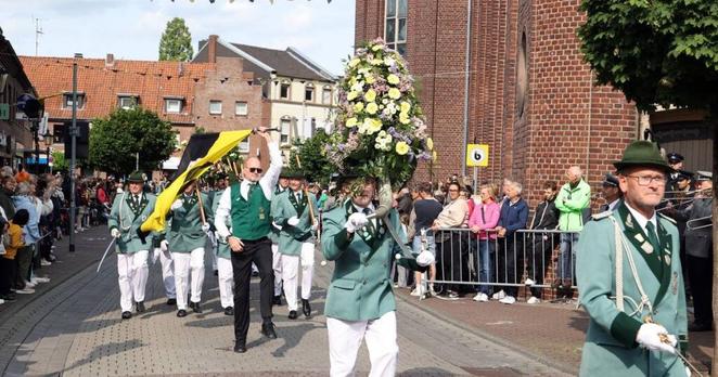 Königsparade und Großer Zapfenstreich am Pfingstsonntag, 8. Juni 2025