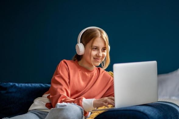 How Young Entrepreneurs Are Building Their Brand And Network On LinkedIn