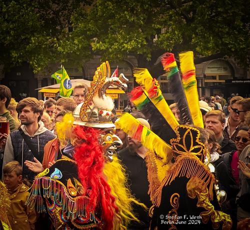 Karneval der Kulturen in Berlin, parade 8 June in district Friedrichshain, © photos Stefan F. Wirth