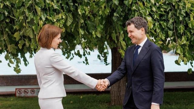 Maia Sandu: When Chisinau and Bucharest are shaking their hands, we improve life on both banks of Prut