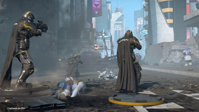 Helldivers 2 Patch Improves Weapons, Changes Enemy Detection, and Lets You Stim Mid-Dive