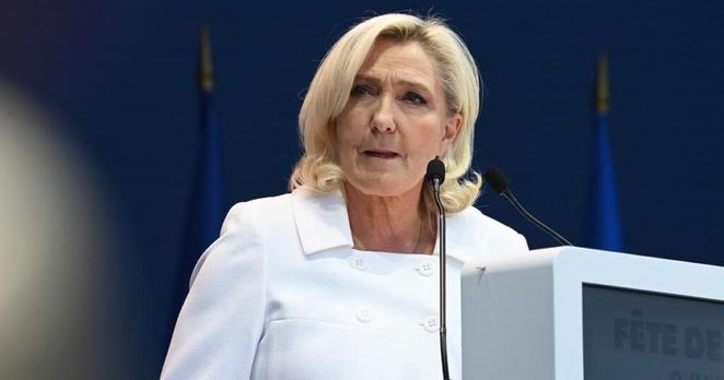 «Il faut arrêter avec le concours Lépine des propositions les plus stupides», cingle Marine Le Pen