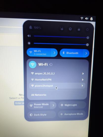 Gnome wifi menu showing 3 wifi connections at the same time