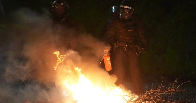 More than 60 officers injured after five nights of disorder in Northern Ireland, says PSNI – The Irish Times