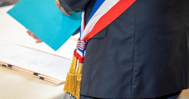 les députés votent pour l'interdiction du mariage avec un étranger en situation irrégulière