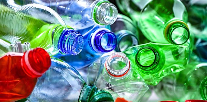 Plastic bottles in multiple colours. | Monticello/Shutterstock