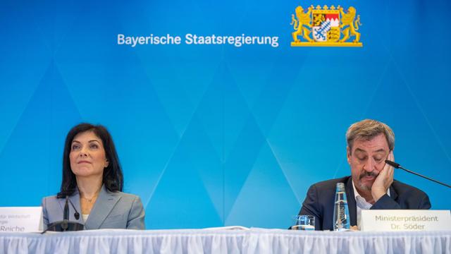 Gmund Am Tegernsee: Bundeswirtschaftsministerin Reiche (CDU) und Söder, (CSU) Ministerpräsident von Bayern, nehmen nach der Klausurtagung des bayerischen Kabinetts an einer Pressekonferenz teil.