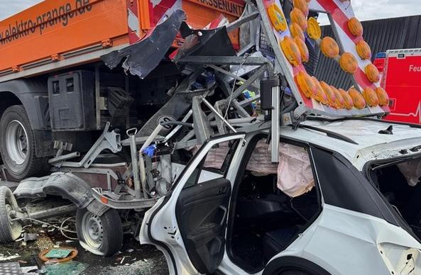 FW-GE: Schwerer Verkehrsunfall auf BAB2