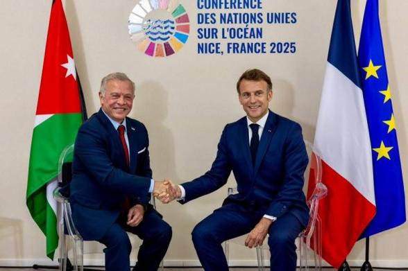 King meets with heads of state, PMs in France
