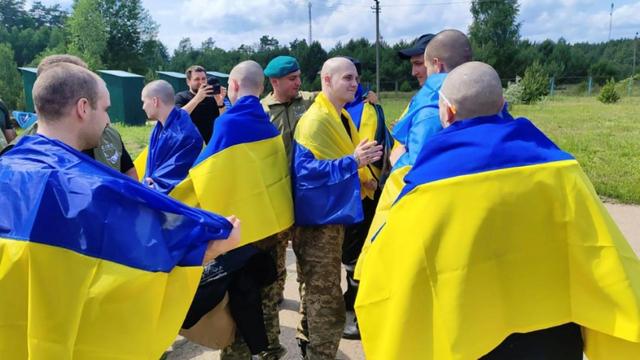 Guerre en Ukraine : début d’un nouvel échange de prisonniers de guerre entre Kiev et Moscou