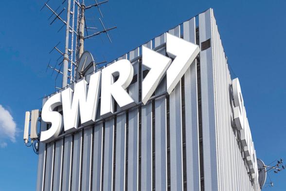 Fass ohne Boden – wohin der 1,3 Milliarden-Etat des SWR fließt - Badische Zeitung Fass ohne Boden – wohin der 1,3 Milliarden-Etat des SWR fließt - Badische Zeitung