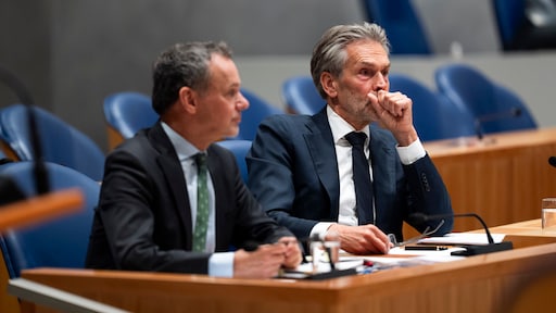 Nederlanders zijn vertrouwen in politiek volledig kwijt na opstappen ministers, blijkt uit panelonderzoek